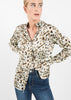 Blusa print leopardo con bolsillos